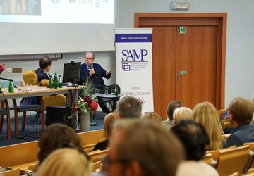 Konferencją „Rynek Sztuki i Antyków”